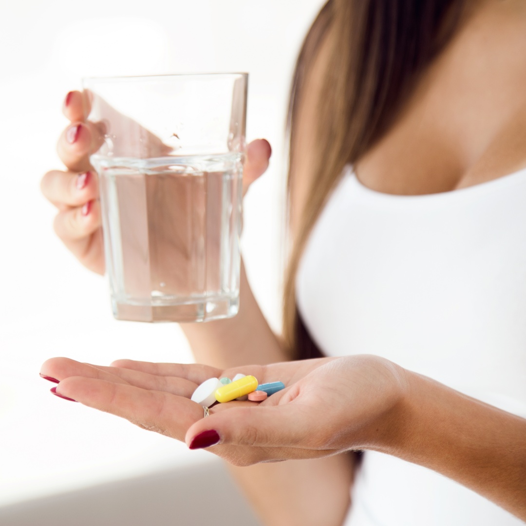 Saiba quais remédios pode manter e quais devem ser suspensos antes de uma cirurgia