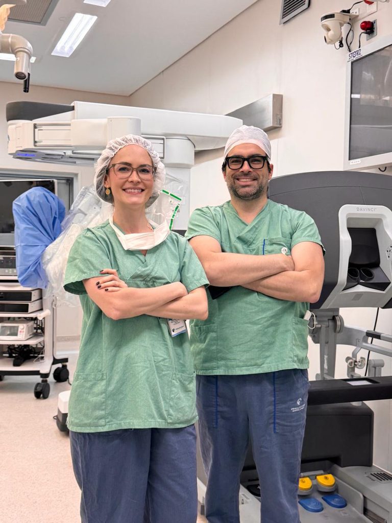 Dra. Natália Pascotini e Dr. Paulo Barros, fundadores do Hérnia Brasil. 